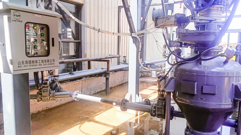 Пневматическая транспортировка неорганической соли