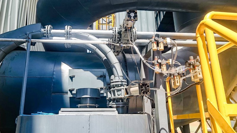 Сухой навоз переносится пневматически