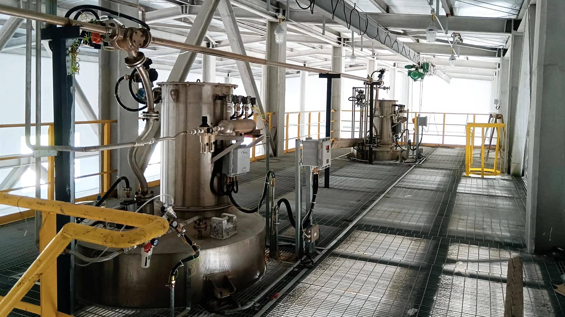 Гипохлорит натрия переносится пневматически