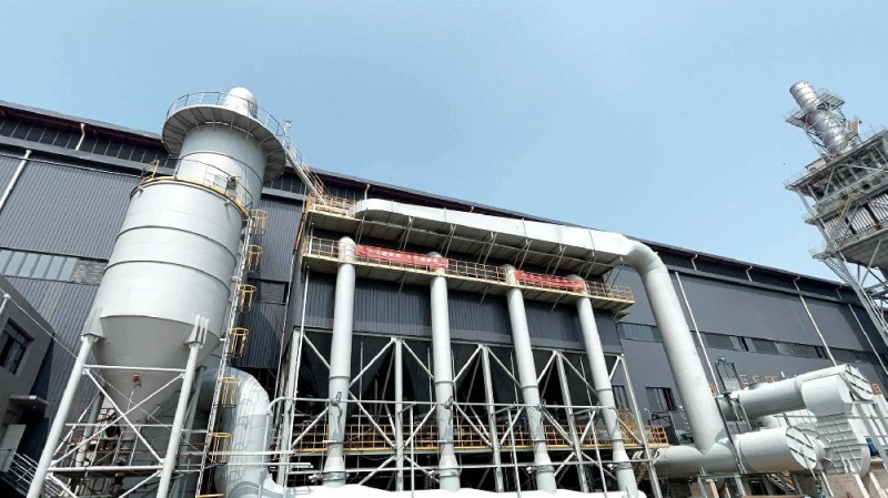 Литий гексафторфосфат переносится пневматическим путем